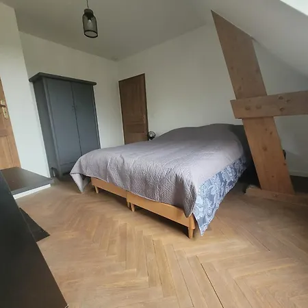 Nicaise Homestay Moisenay